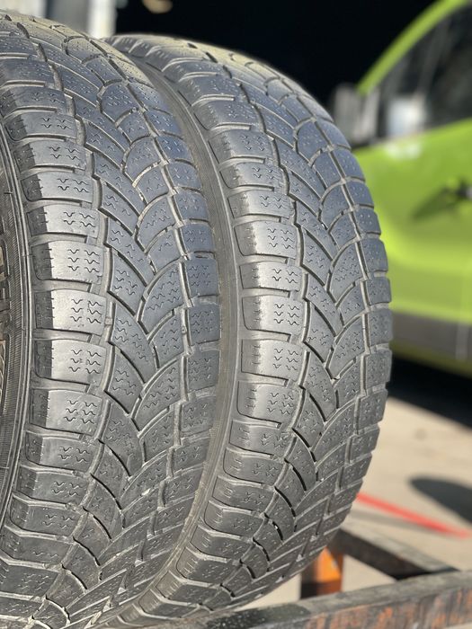 Шини Зимові 2шт 215/65 R16C Vredestein Comtrac Winter