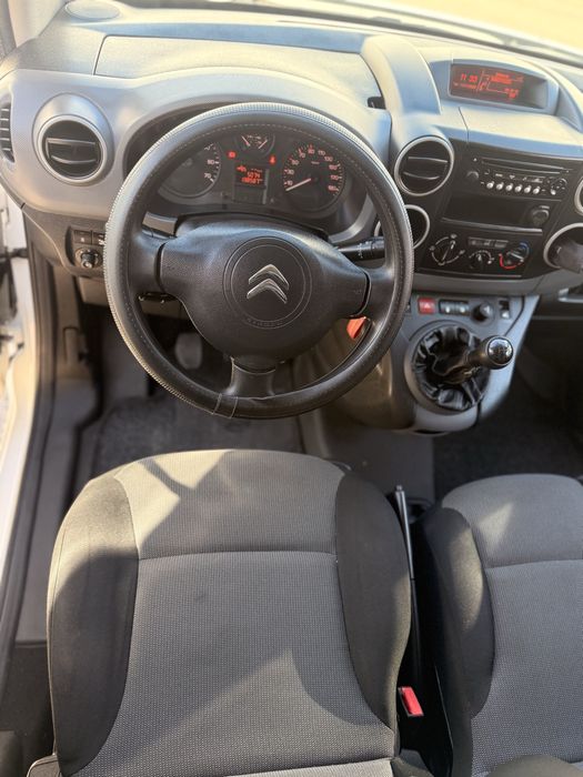 Citroen berlingo nacional e faturada