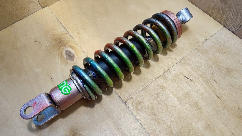 Амортизатор задній. Довжина 38см