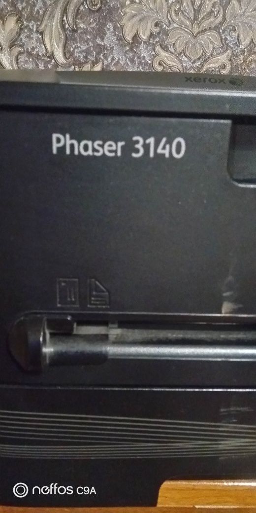 Лазерний принтер xerox phaser 3140.