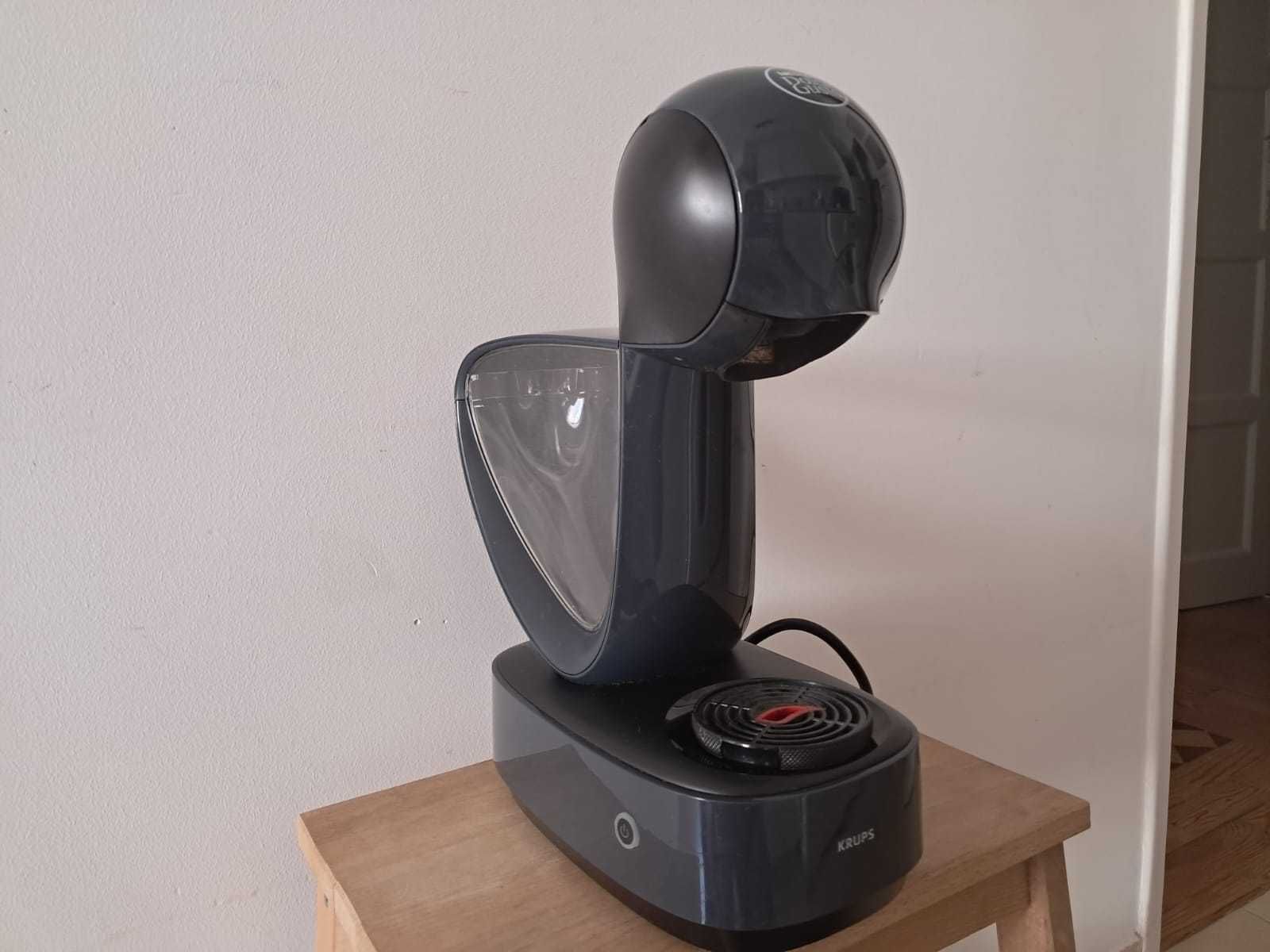 Máquina de café Krups Infinissima Preta a funcionar perfeitamente
