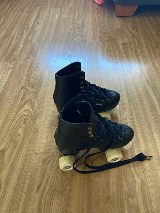 Patins 4 rodas preto - Tam.39