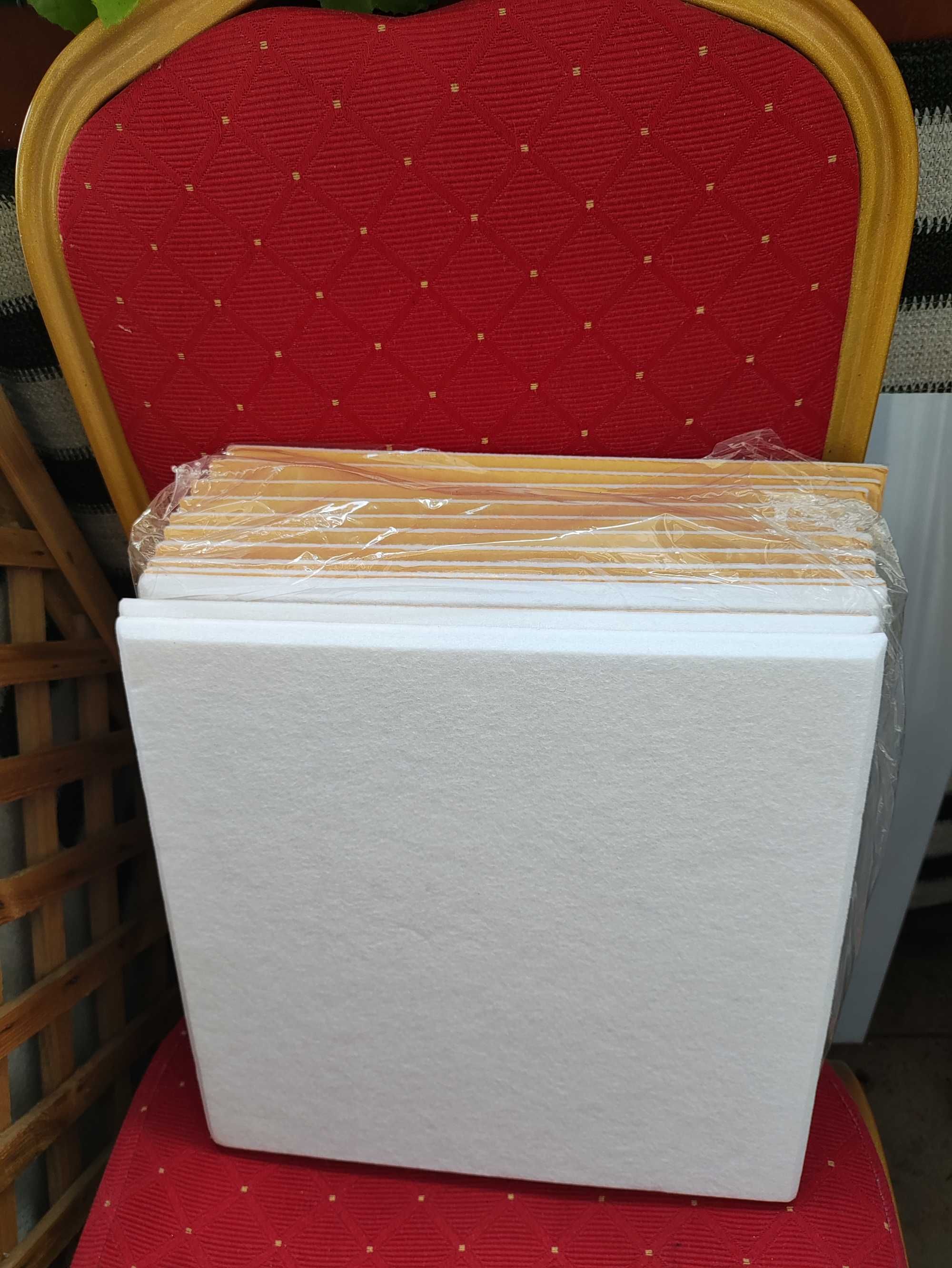 Panele Płyty Akustyczne dzwiekoszczelne białe pochłaniających dźwięk