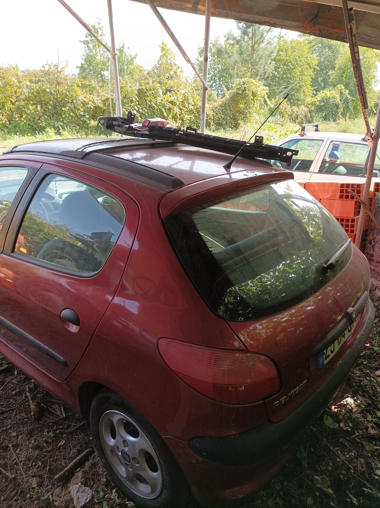 Peugeot 206 para peças