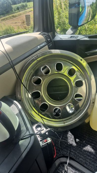 Продам ковпаки. Радіус 22,5 Стан ідеальний Ціна 2500гр.