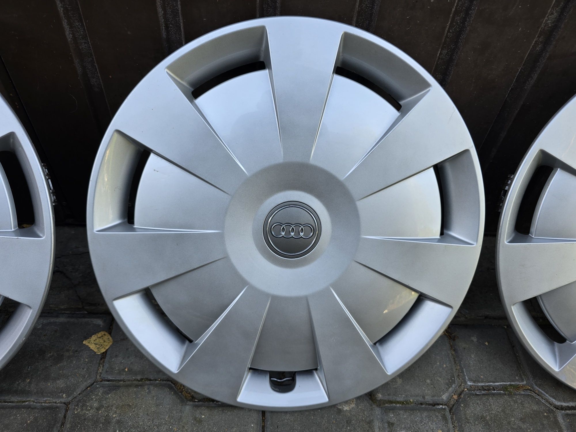 Kołpaki 16" Audi A3 8V0 A2 A2 A4 A6 A8 Q2 16