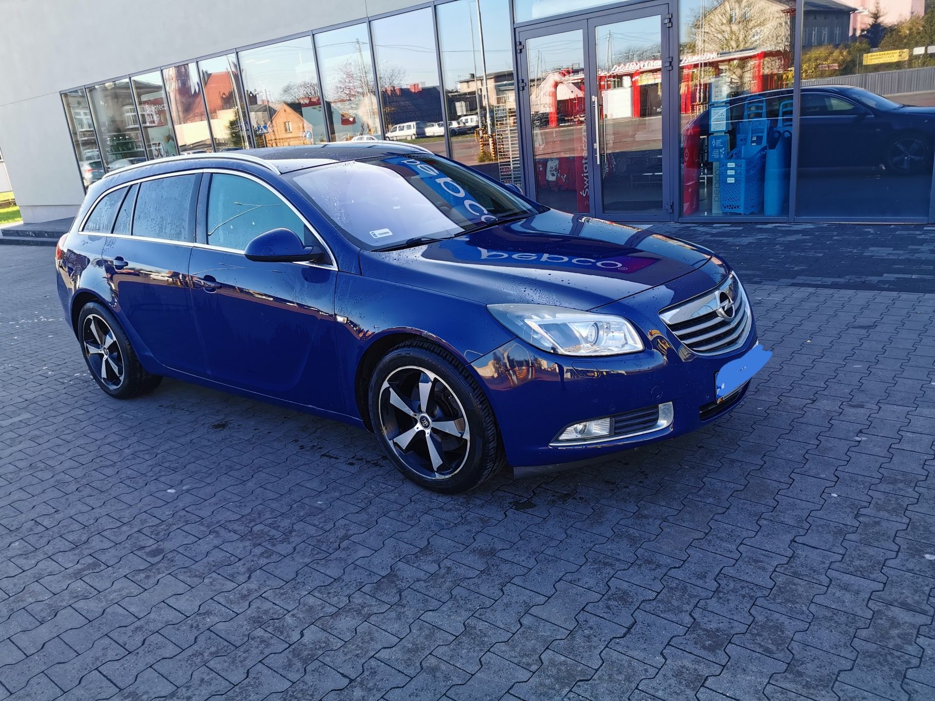 Opel insignia sports tourer