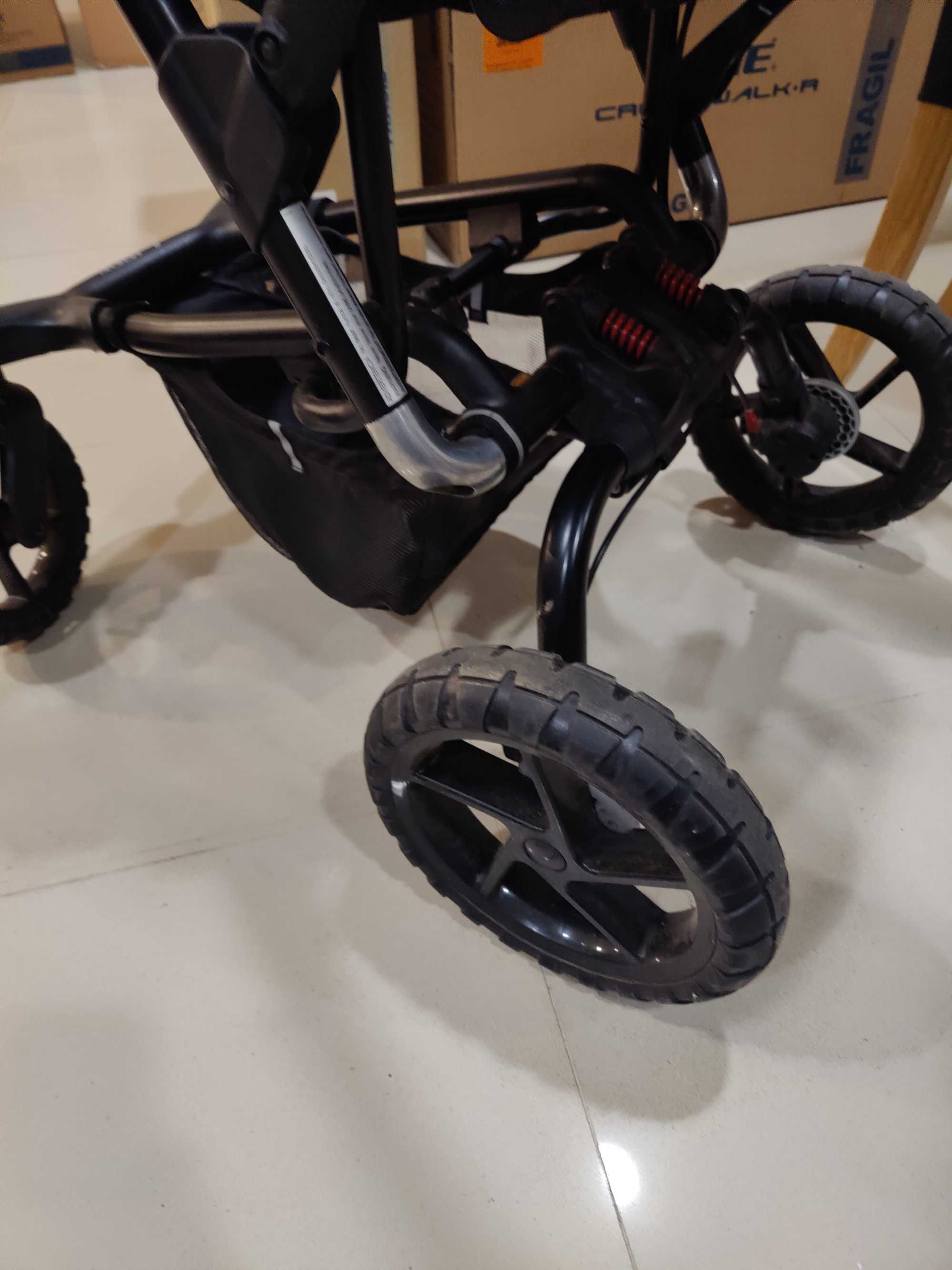 Carrinho Jané crosswalk + babycoque com base isofix
