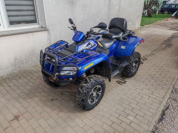 Arctic cat 1000 EFI long 15r.