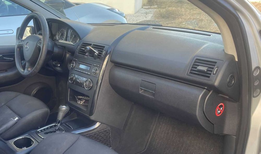 Mercedes A160 Elegance, automático, ar condicionado, só 100.000 km