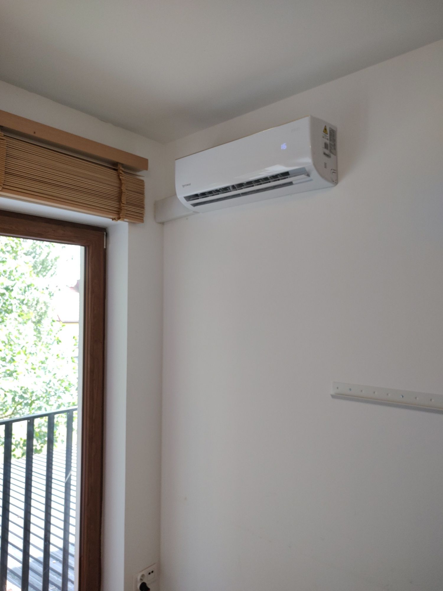 Klimatyzator z montażem Rotenso Roni 2,5kW z WIFI