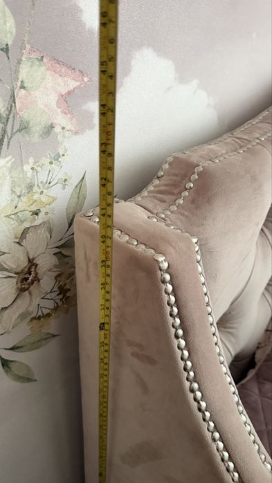 Ліжко дуже якісне, стильне та зручне