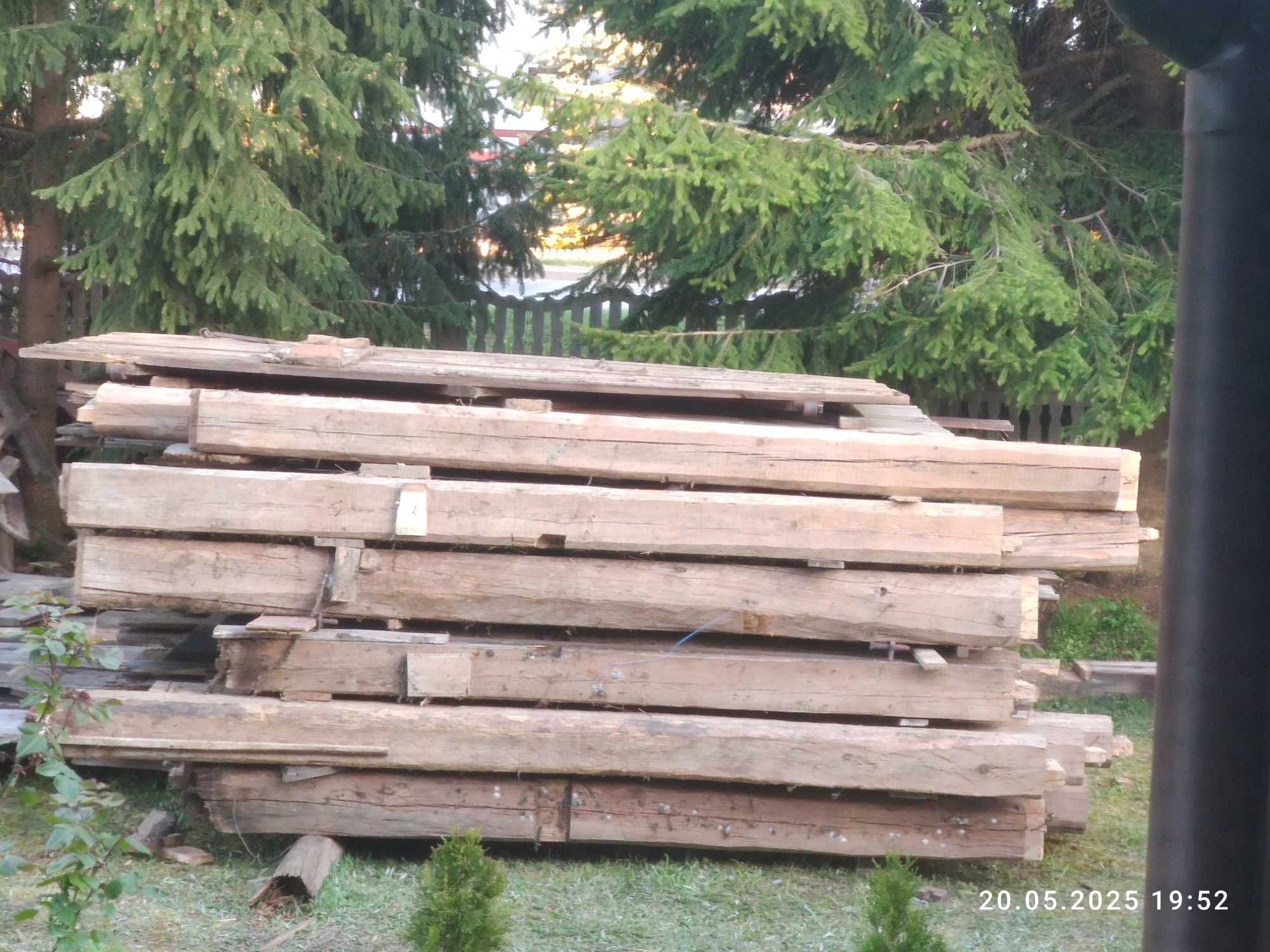 Belki ciosane z rozbiórki 80 letniej stodoły
