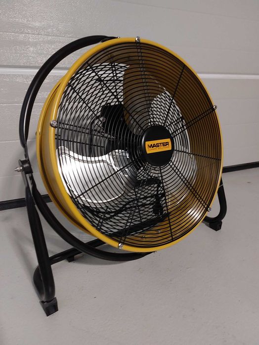 Osuszanie tynków, posadzek - Wynajem osuszaczy powietrza, wentylatorów