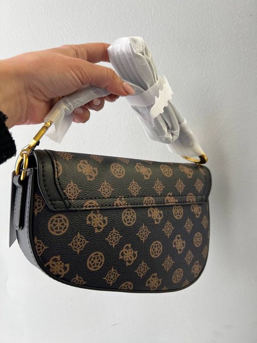 Оригінальна сумка Guess
