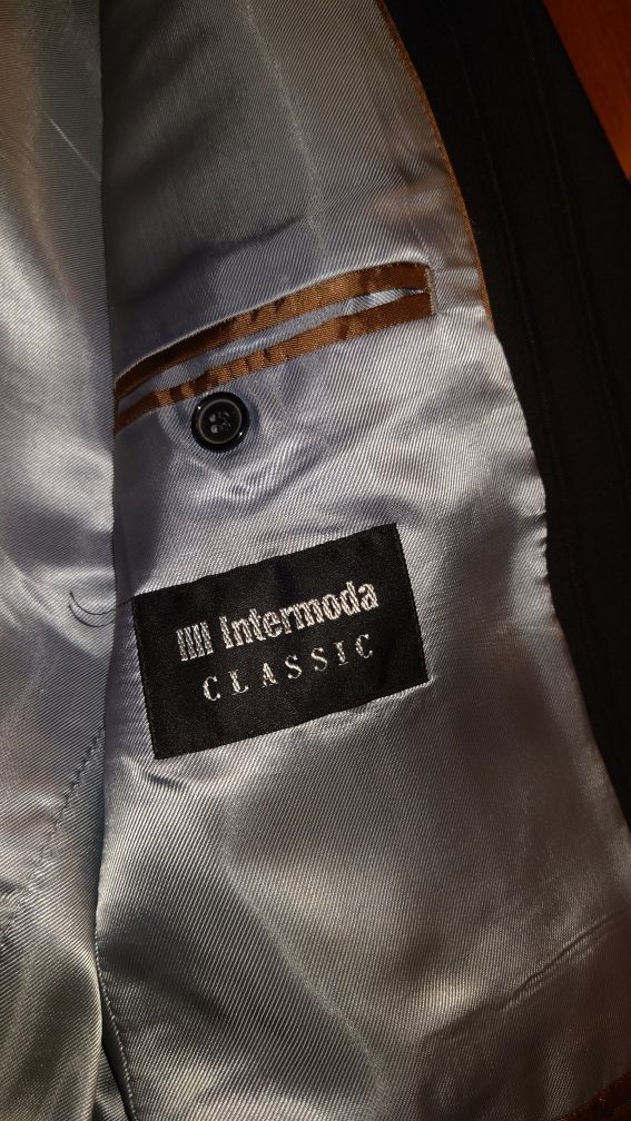 Garnitur męski brązowy Intermoda Classic 170/100/86 + pokrowiec