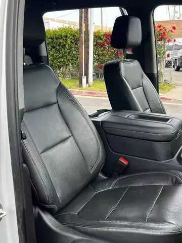2020 GMC Sierra 1500 SLT Pickup 4