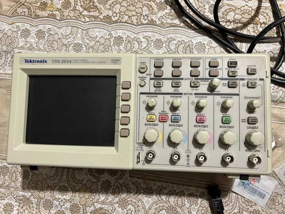 Продам  2 - х   канальный цифровой осциллограф Tektronix TDC 2014