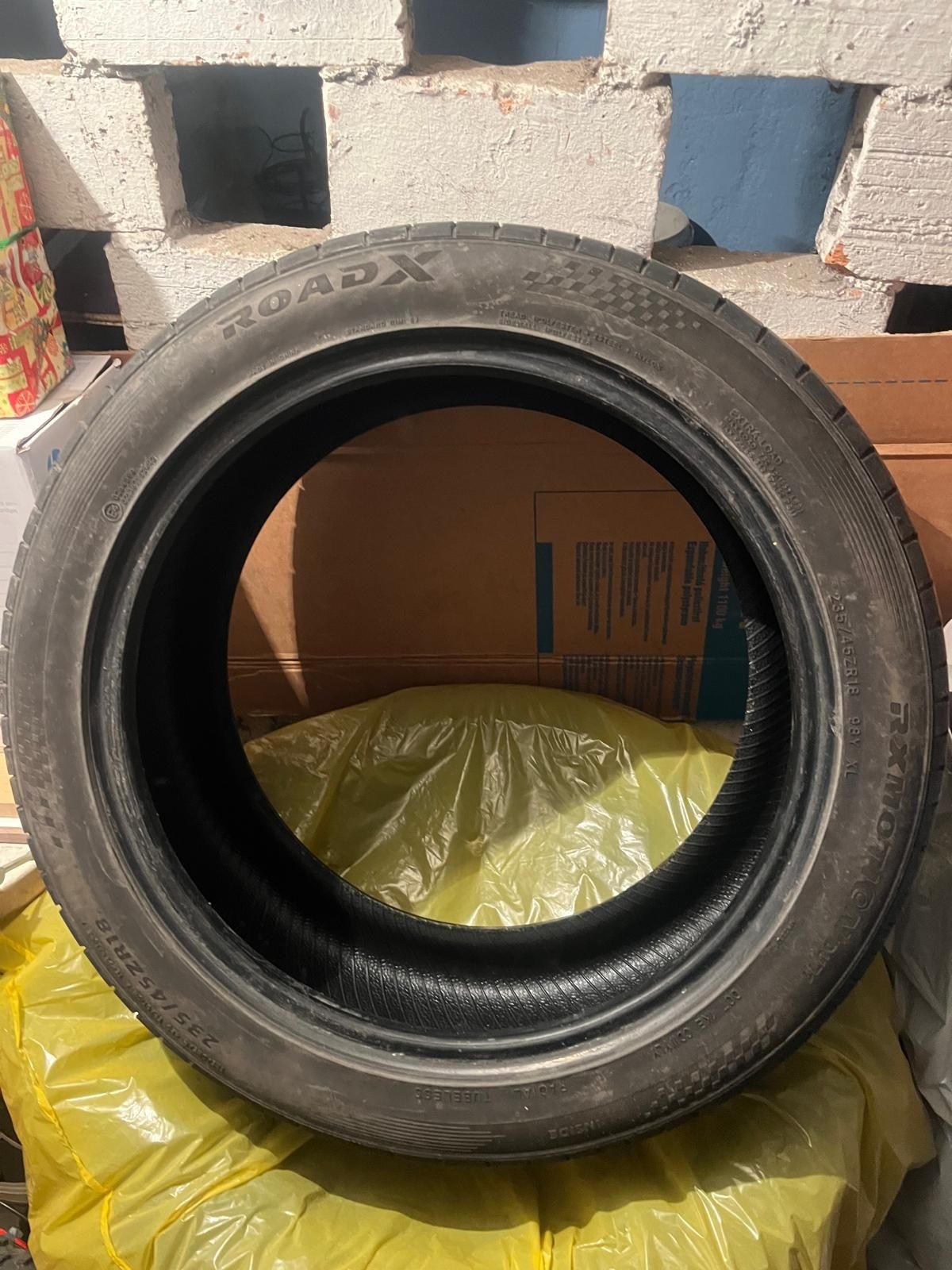 4 x opony 235/45R18 cena za komplet