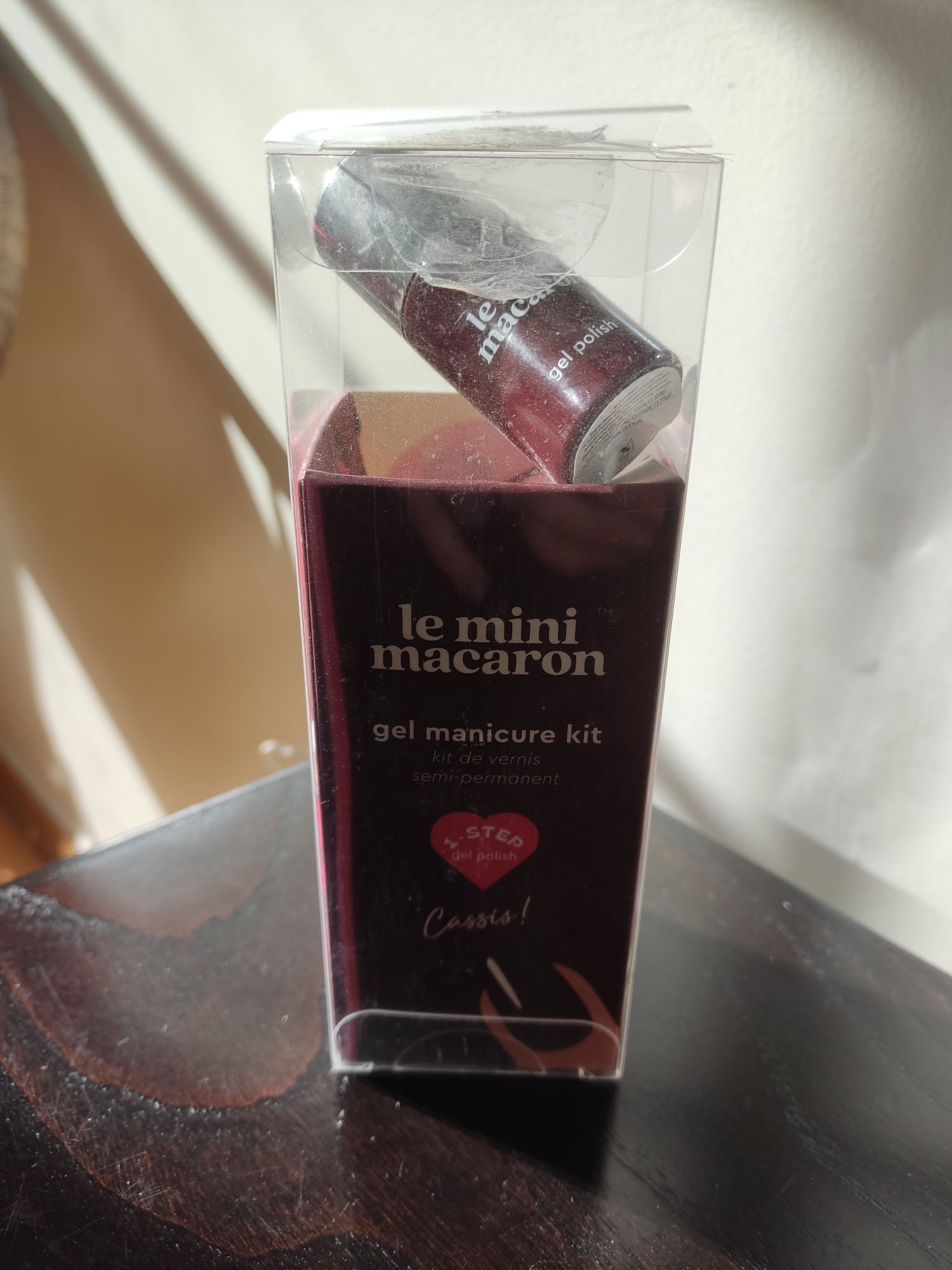 Gel manicure kit