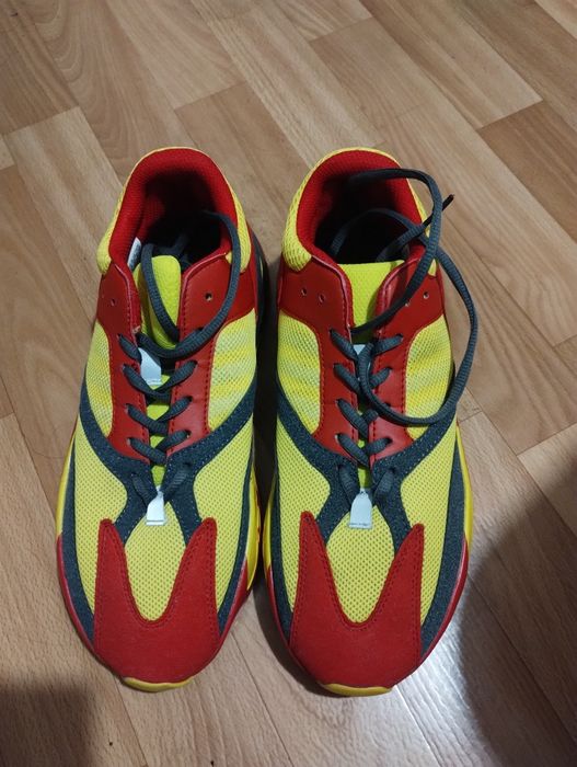 Продам кросівки, розмір 43