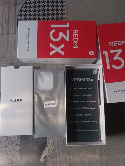 Телефон Redmi 13x 8/256