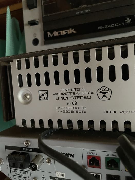 Підсилювач звуку Радіотехніка У101 та магнітофон касетний Маяк 240 з а