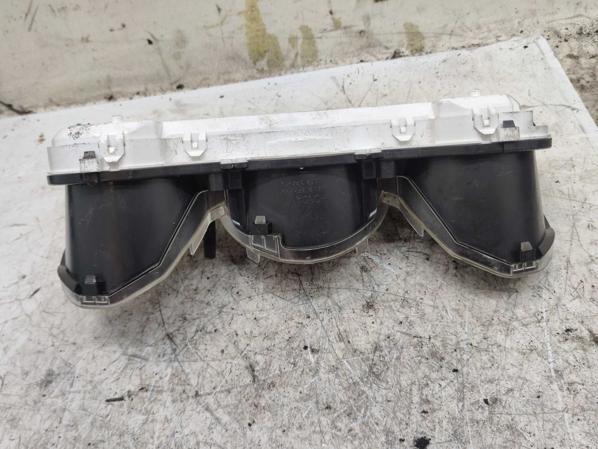 Honda Jazz II 1.3 1.4 Licznik Zegary Prędkościomierz Obrotomierz
