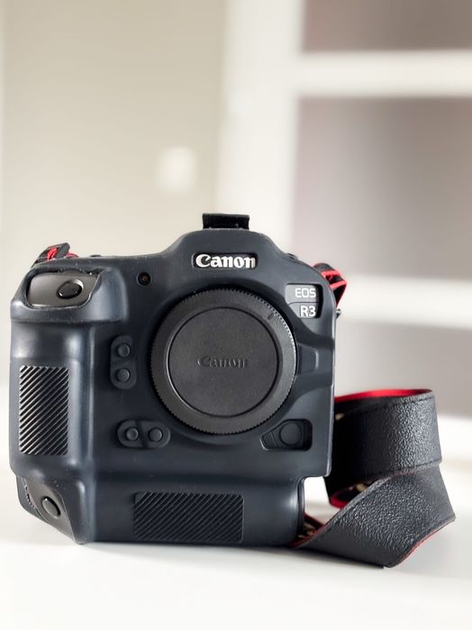 Canon EOS R3 (migawka 3k!) + gratis karta CF czytnik kart akumulator