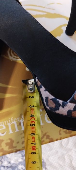 Szpilki materiałowe imprezowe