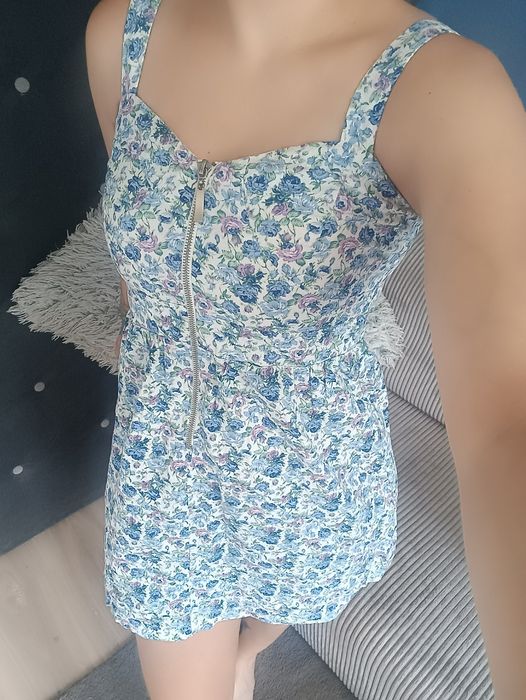 Sukienka damska w kwiaty