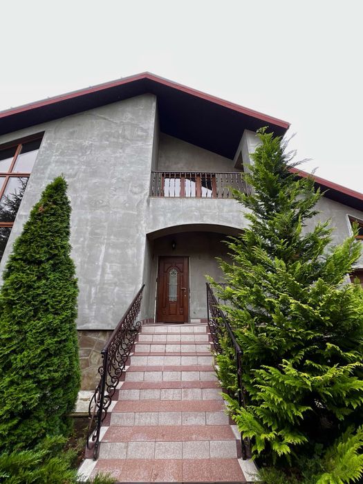 Оренда будинку Забуччя, біля лісу та озера, швидкий виізд на Киів