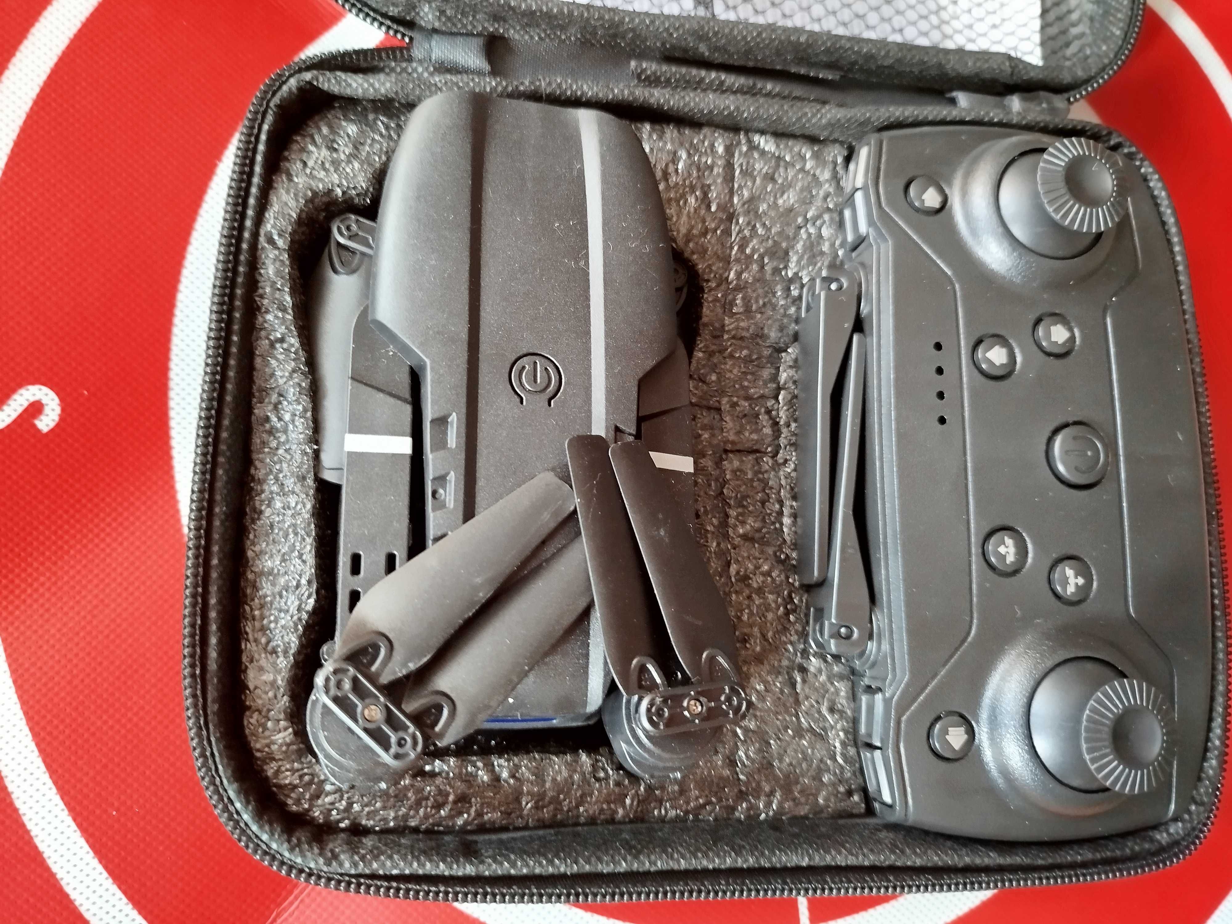 Dron E99 Pro + lądowisko