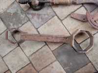 Stare narzędzia klucz gtatis