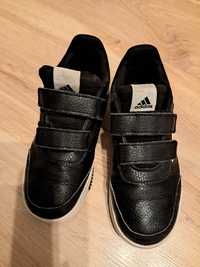 Sprzedam buty Adidas 32