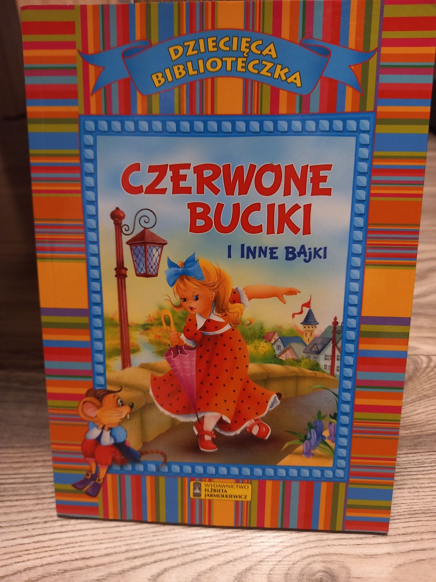 Czerwone buciki i inne bajki