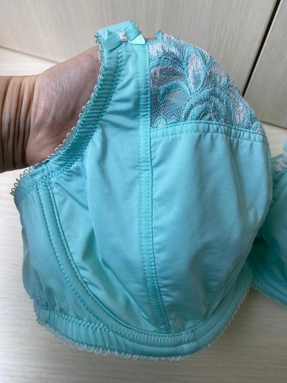 Бюстгальтер на пышную грудь от Mark& Spencer