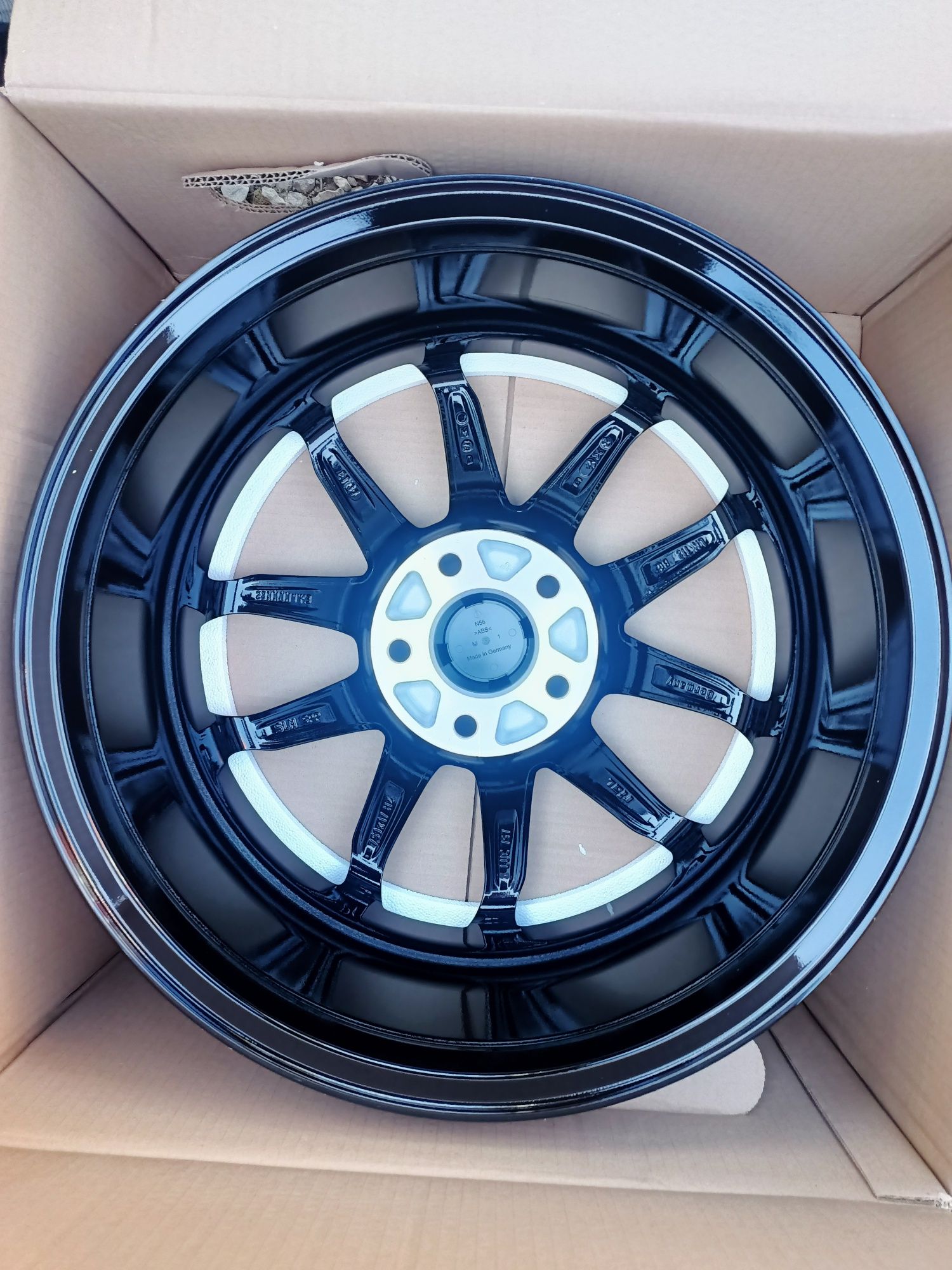 Nowe felgi 17'' 5x112  ET37 KBA 51889