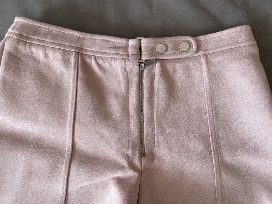 Beżowe szorty spodenki a la zamsz Bershka M 38