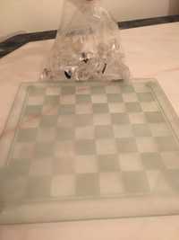 Mini tabuleiro de xadrez em vidro