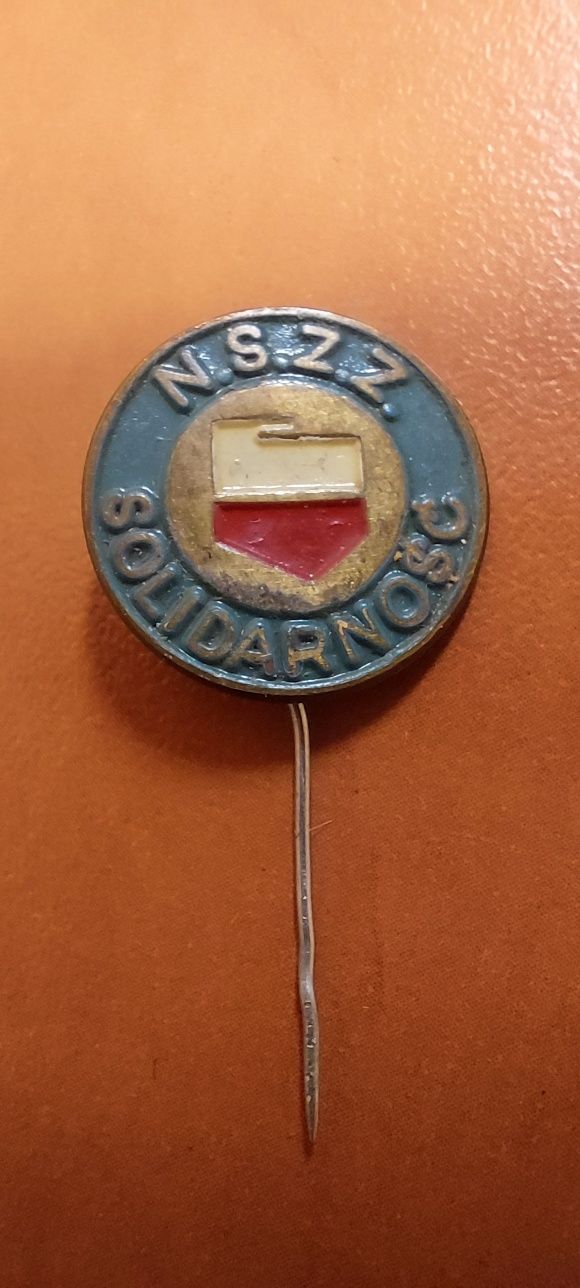 Przypinka Stara czasy PRL-U NSZZ Solidarność