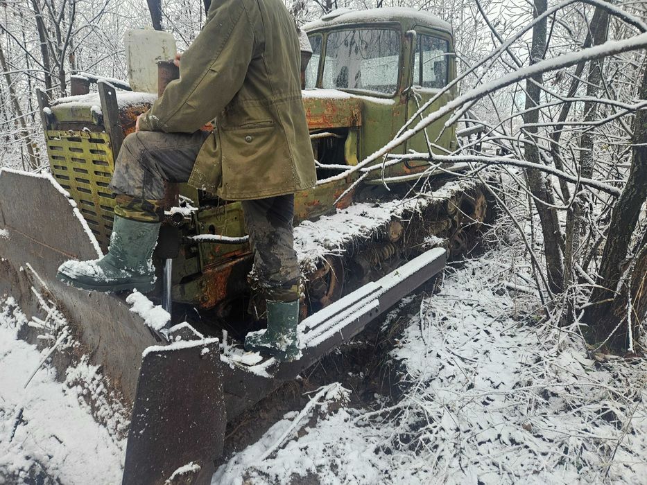 Трактор дт 75 з посиленою ходовою в гарному стані