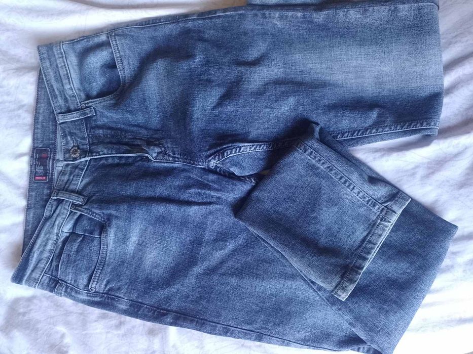 Нові чоловічі джинси