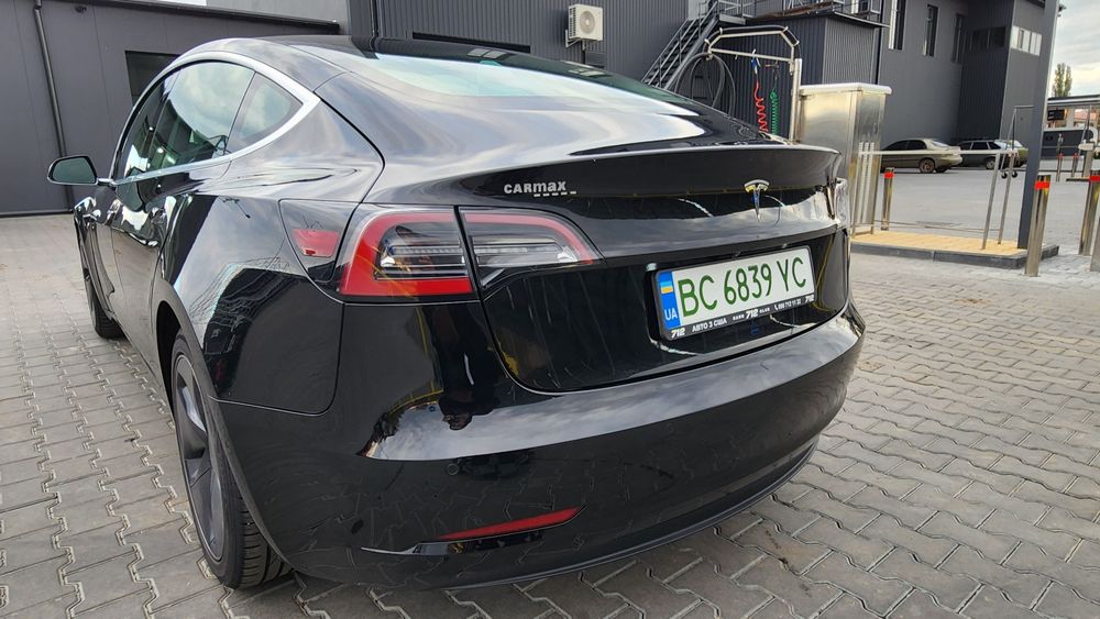 Tesla Model 3 Long Renge