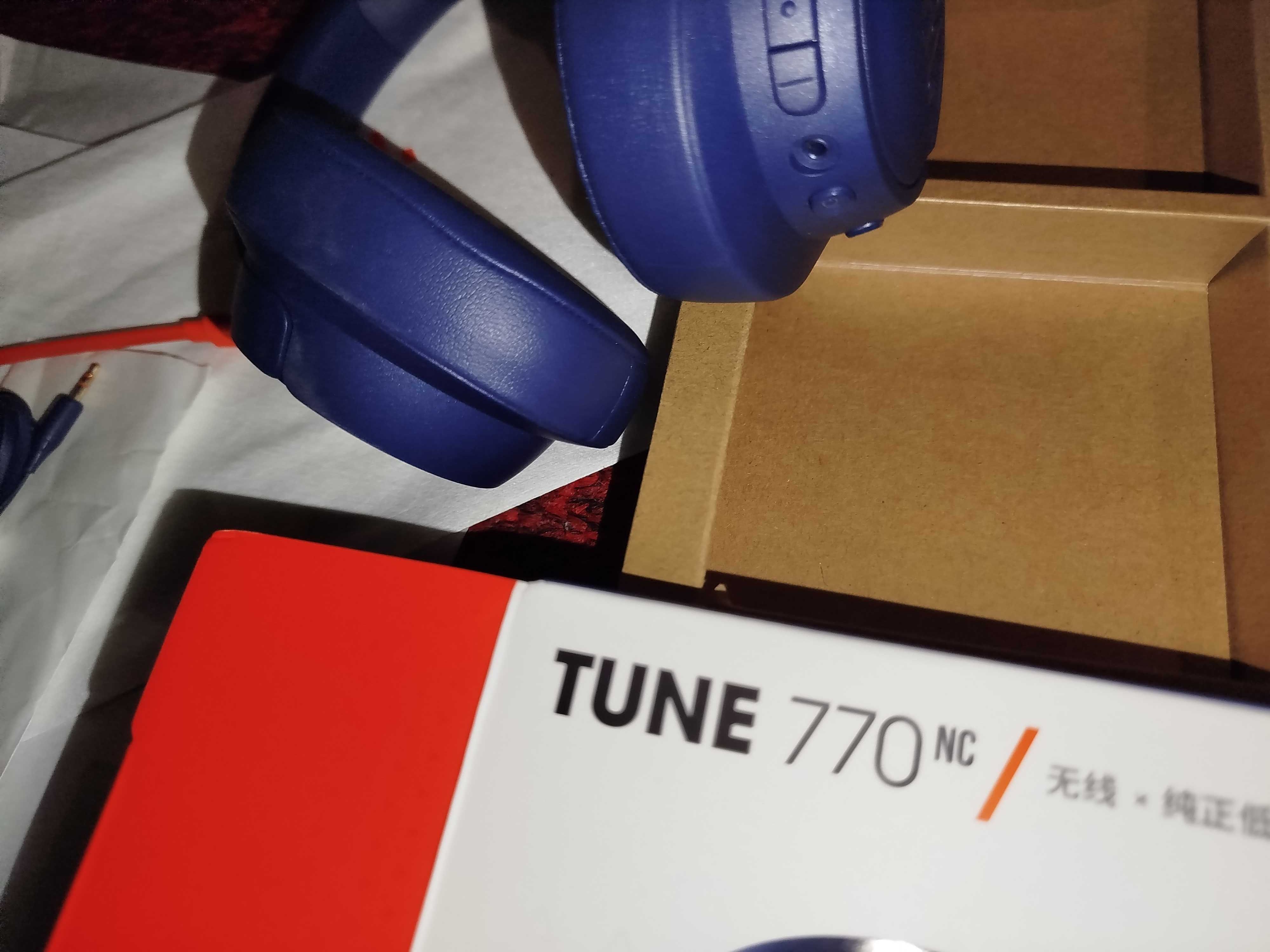 Навушники JBL Tune-770nc нові в упаковці