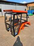 Kabina c360 c330 Maska c360 Kabina ciągnikowa c360 c330  Nowa kabina