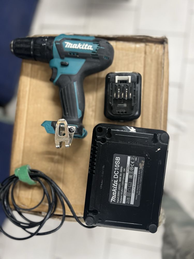 Carregador para makita 10 a 12 volts