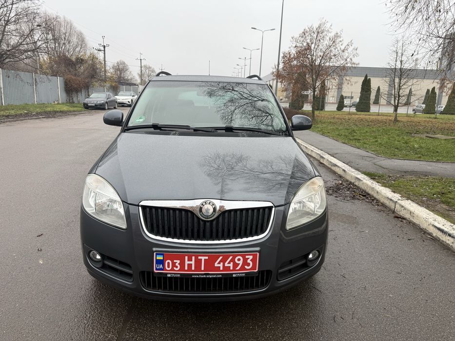Skoda Fabia з Німеччини Розмитнена