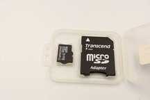 Cartão de Memória MicroSD de 8Gb com Adaptador SD - Novo