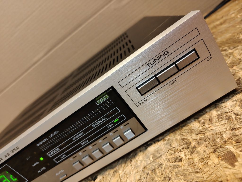 Unitra Diora Tuner AS 952, Made in Poland, PRL